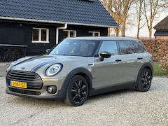 MINI Clubman - 1.5 One Chili Automaat/Keyless entry/Cruise/Navigatie/LED/Facelift model