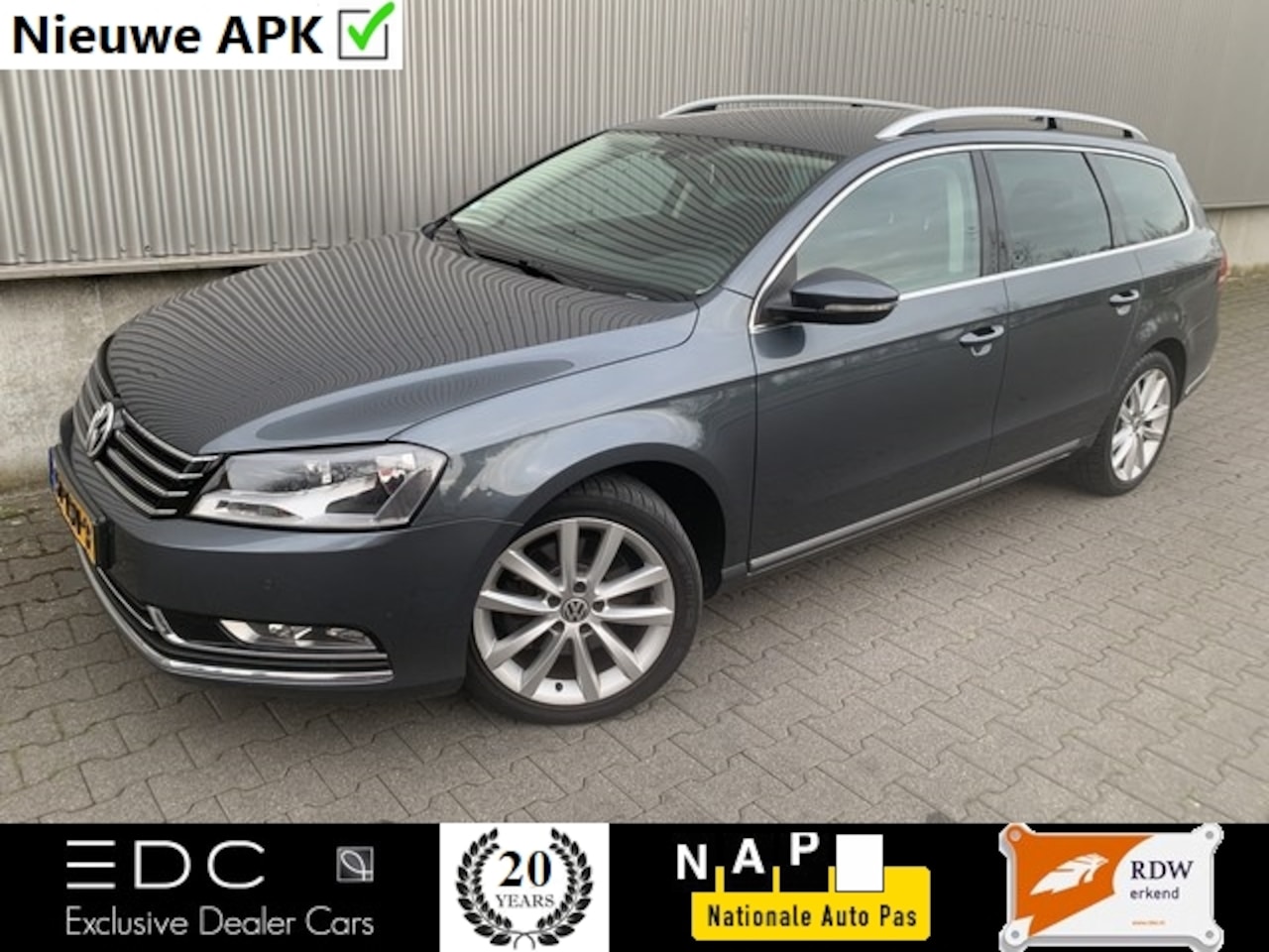 Volkswagen Passat Variant - 1.6 TDI Highline | Navi | Alcantara | Stoelverwarming | Trekhaak | NAP Etc. - AutoWereld.nl