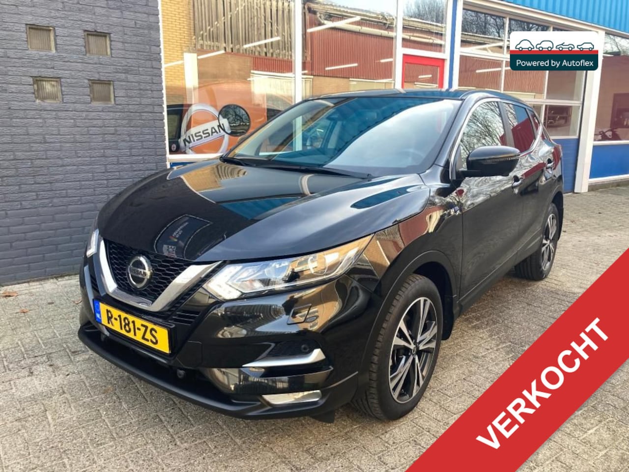 Nissan Qashqai - 1.3 DIG-T Acenta Automaat Navigatie Trekhaak Rijklaar - AutoWereld.nl