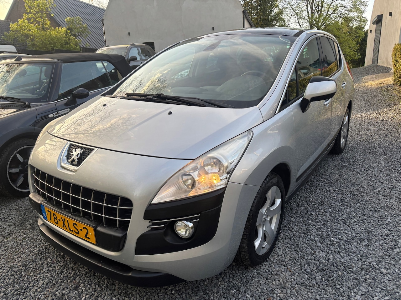 Peugeot 3008 - 1.6 THP Active KM 137329 MET NAP - AutoWereld.nl