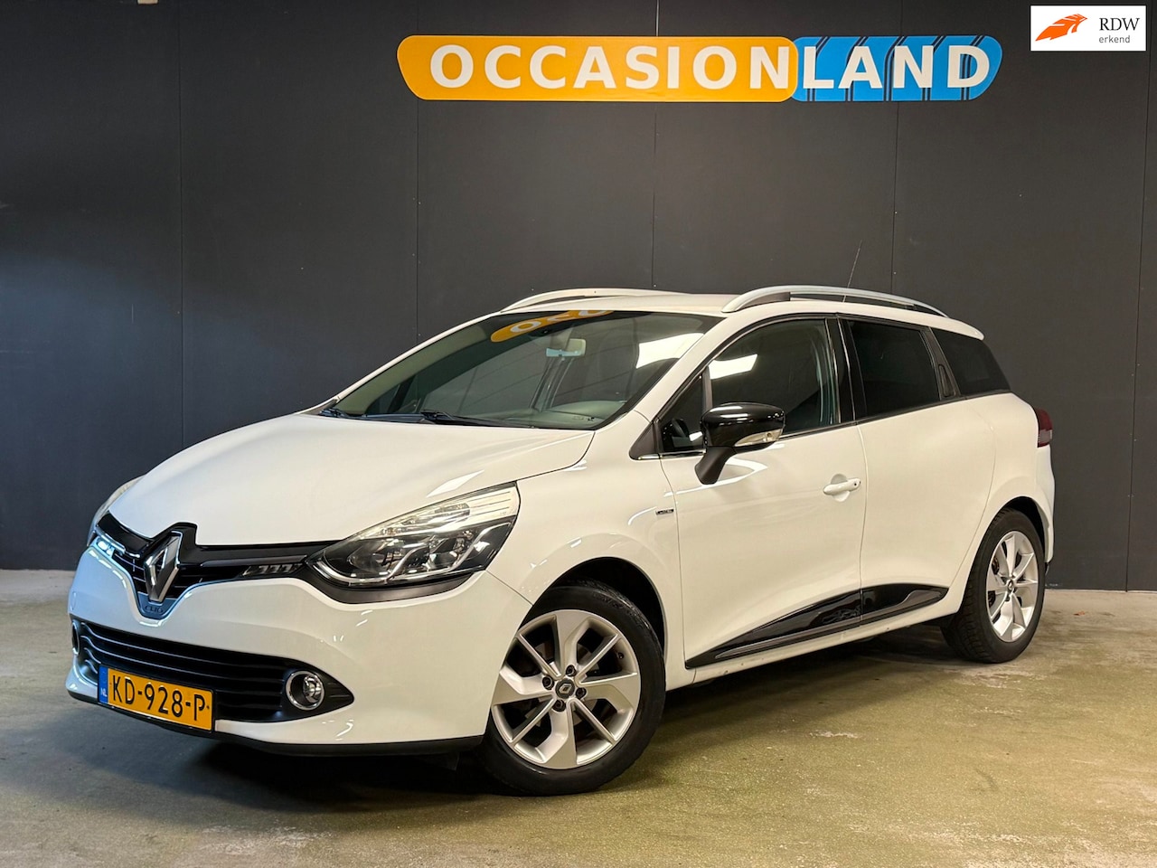 Renault Clio Estate - 0.9 TCe Limited|TREKHAAK|KEYLESS|X2HALOGEEN|CRUISE|NAVI|BLUETOOTH|16INCH| - AutoWereld.nl