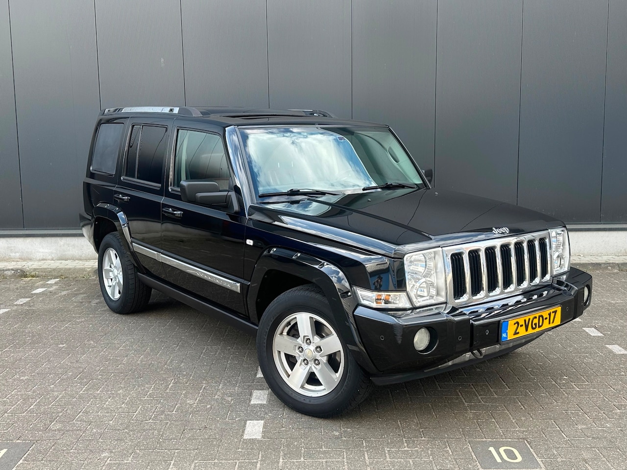 Jeep Commander - 3.0 CRD Sport* Grijs kenteken* 4X4* N.A.P.!! - AutoWereld.nl
