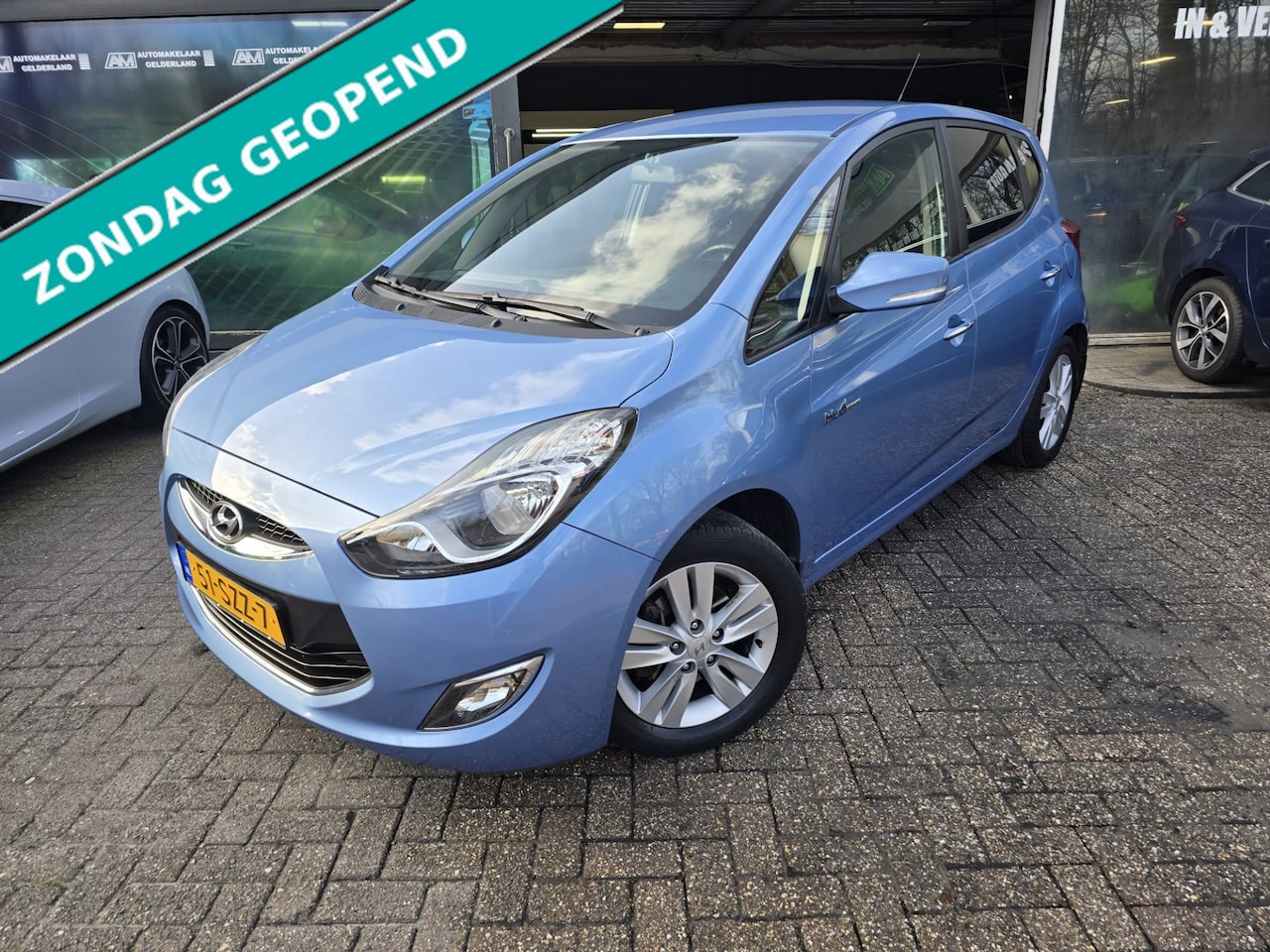Hyundai ix20 - 1.4i i-Vision | 2E EIGENAAR | 12MND GARANTIE | AIRCO | CRUISE | LMV | TREKHAAK | - AutoWereld.nl