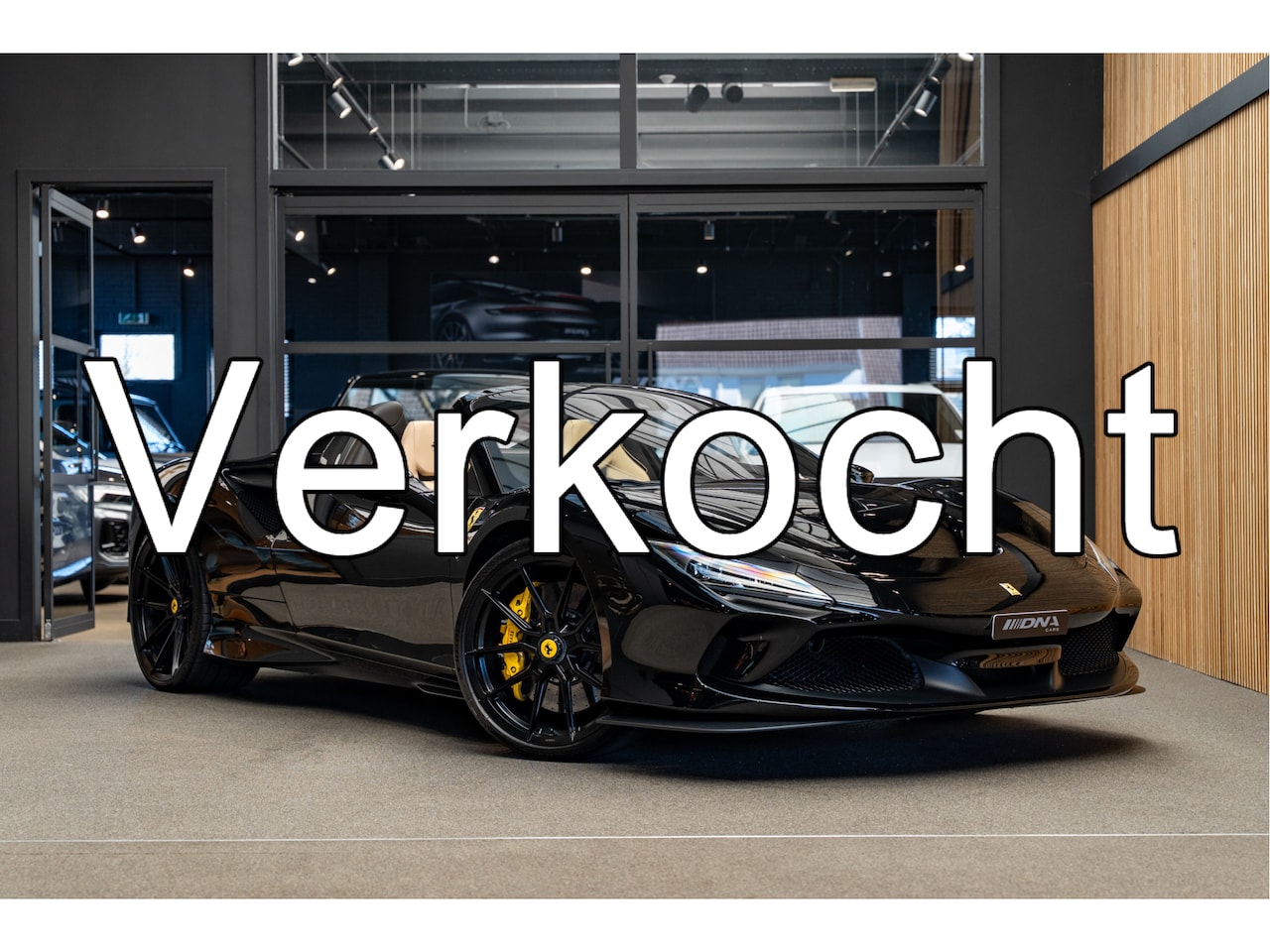 Ferrari F8 Spider - 3.9 V8 Lift Carbon Seats Novitec Akrapovic Carbon Interior - AutoWereld.nl