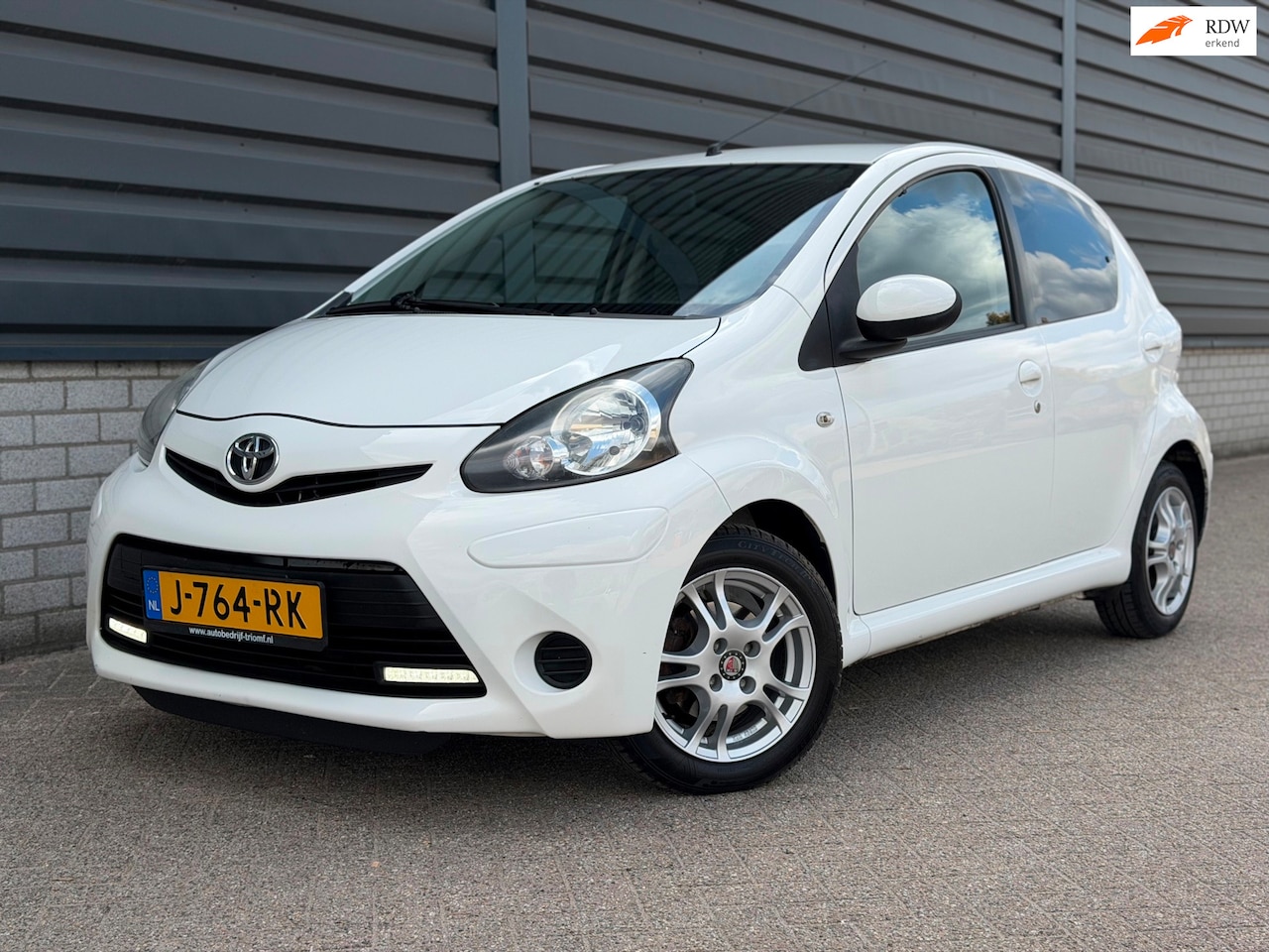 Toyota Aygo - 1.0 VVT-i Access Airco | Led | 5 Deurs | Apk | Facelift - AutoWereld.nl