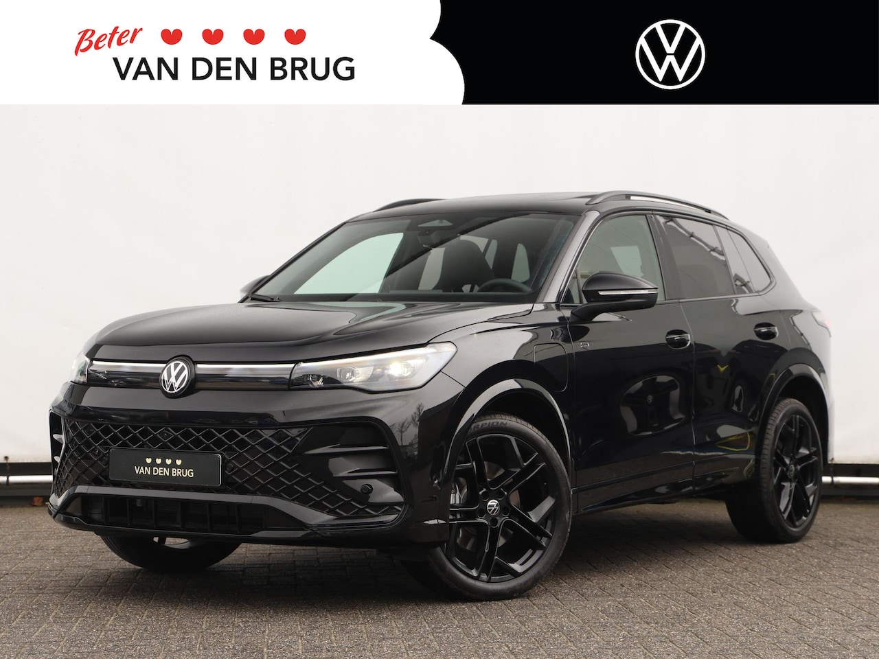 Volkswagen Tiguan - 1.5 eHybrid R-Line Edition 272PK DSG Black Style | Panoramadak | Trekhaak | Led | Stoel/st - AutoWereld.nl