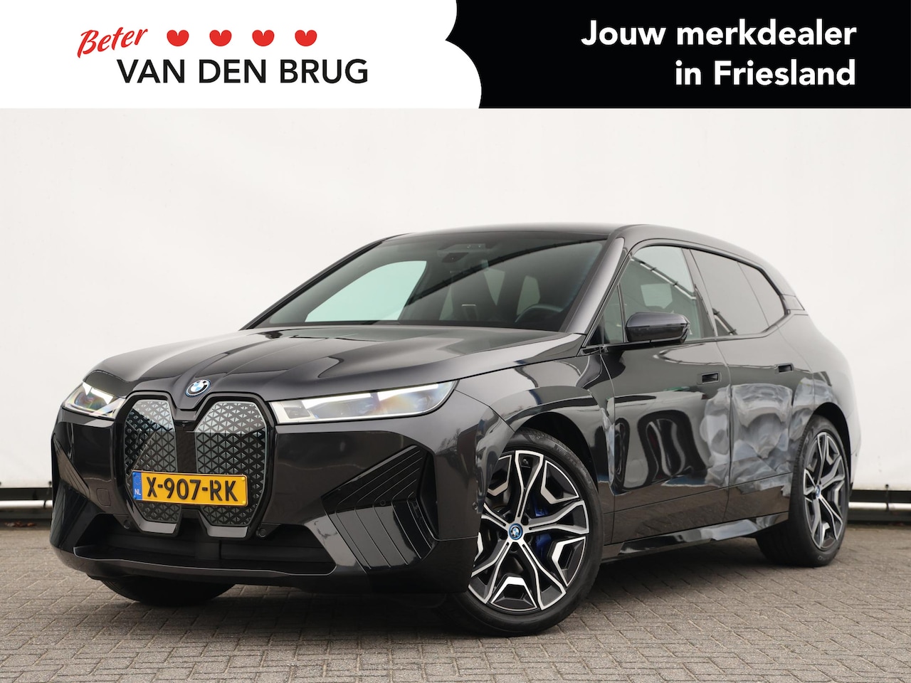 BMW iX - xDrive40 Business Edition Plus 77 kWh | 360° camera | Harman Kardon | Leder | Stoelverw. v - AutoWereld.nl