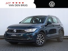 Volkswagen Tiguan - 1.4 TSI eHybrid Life Business 245 pk DSG | Stoel- en stuurverwarming | LED | Elektr. Achte
