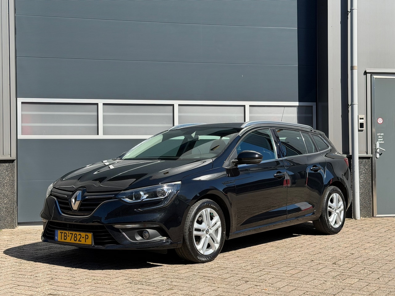 Renault Mégane Estate - 1.5 dCi Eco2 Zen bj.2018 Navi|Trekh|Pdc|Nap. - AutoWereld.nl