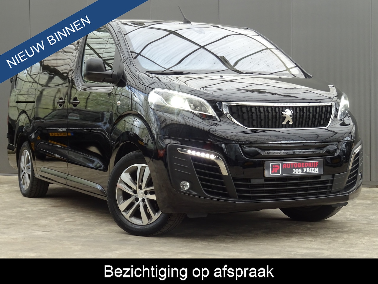 Peugeot e-Expert - Long Premium 75 kWh * NETTE STAAT * 3 ZITS * CARPLAY !! - AutoWereld.nl