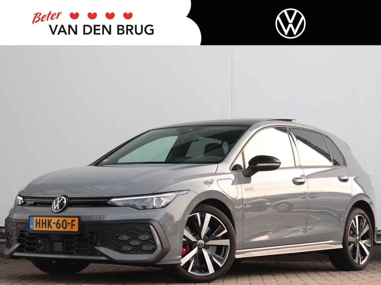 Volkswagen Golf - 1.5 eHybrid GTE | Trekhaak| Panoramadak | Camera | Stuur- & Stoelverwarming | 18 Inch LMV - AutoWereld.nl