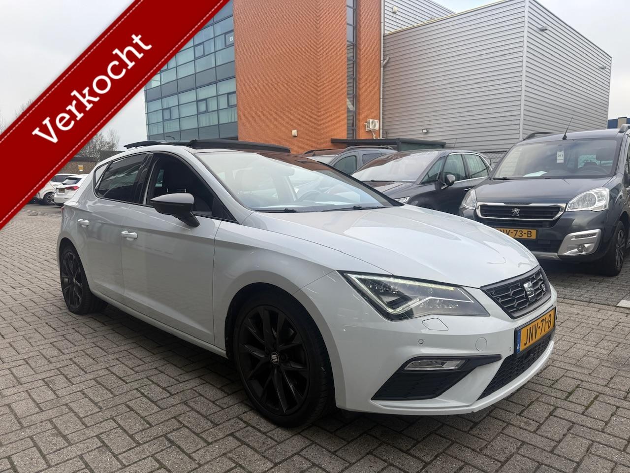 SEAT Leon - 1.5 TSI FR uitvoering | Pano | Xenon | Beats-audio - AutoWereld.nl