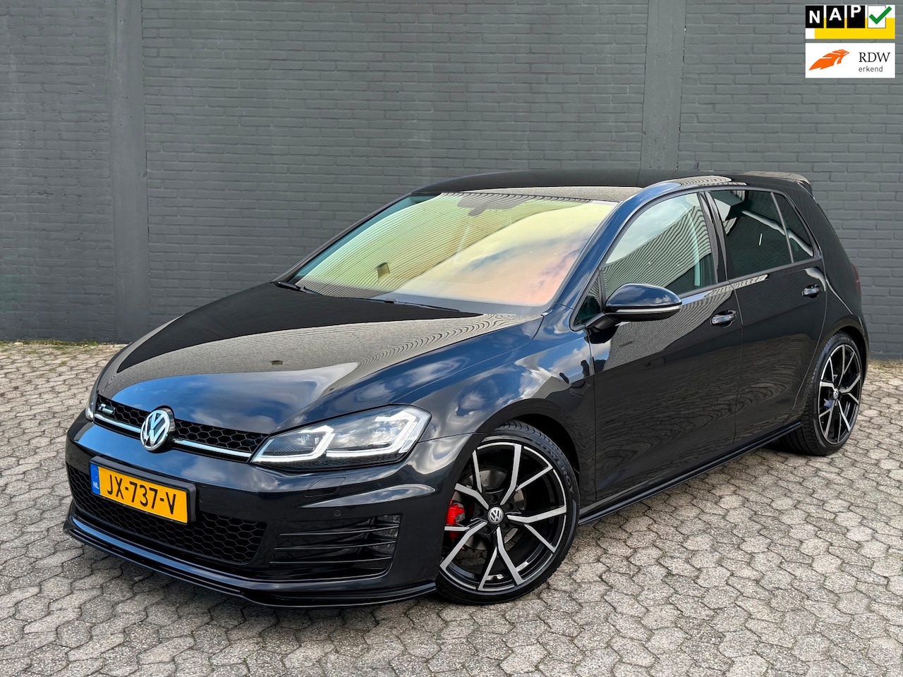 Volkswagen Golf - 7.5 | 1.2 TSI|VIRTUAL COCKPIT| R-LINE|UNIEK - AutoWereld.nl