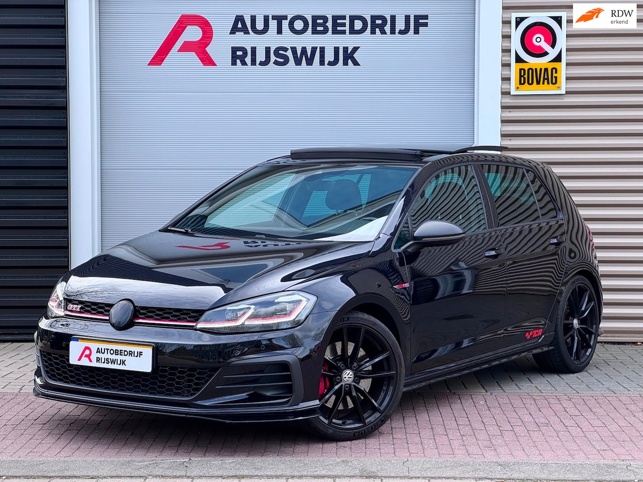 Volkswagen Golf - 2.0 TSI GTI TCR Pano/Dynaudio/Keyless - AutoWereld.nl