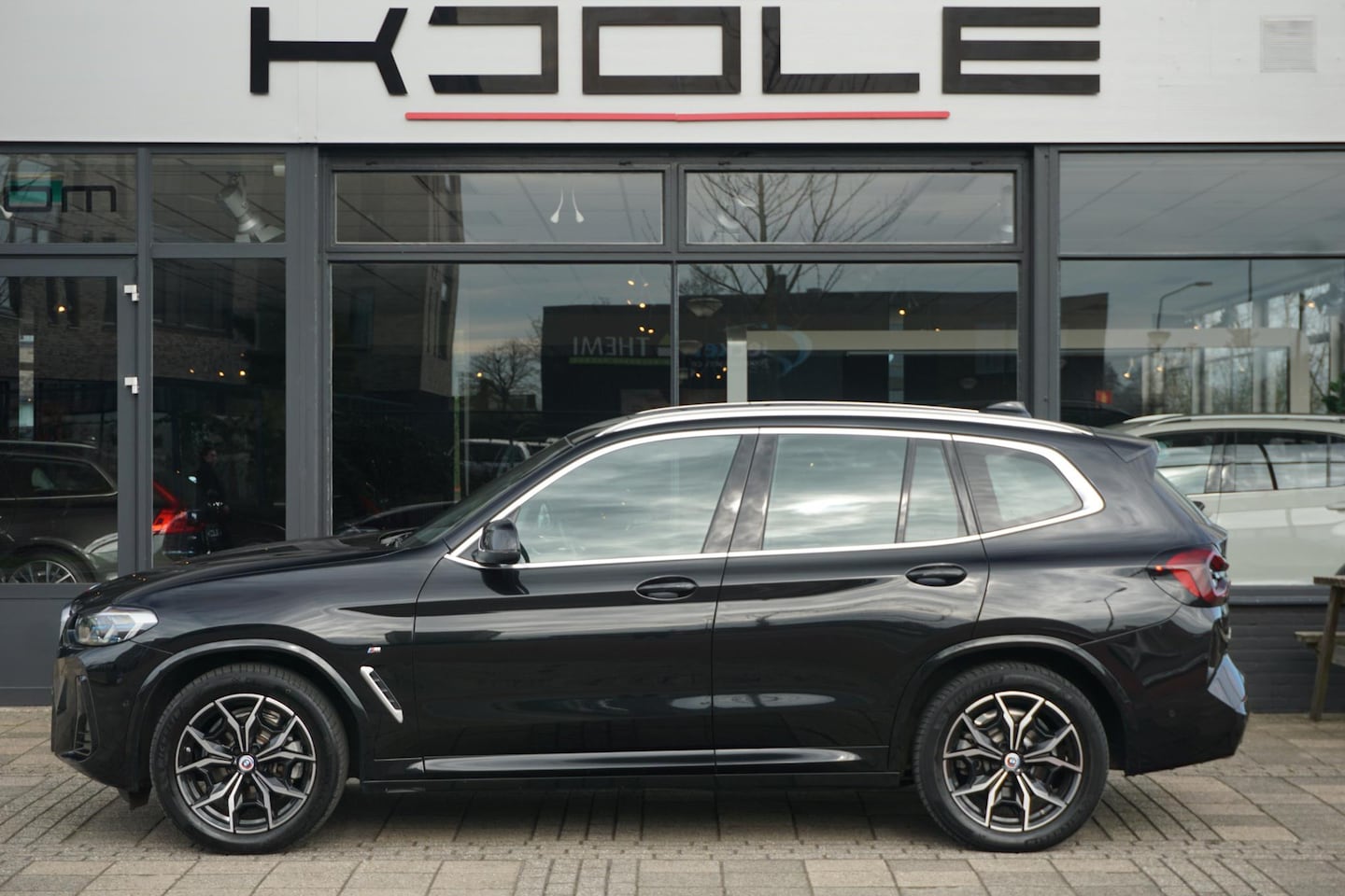 BMW X3 - xDrive20i Business Edition Plus | M pakket | Pano | LASER - AutoWereld.nl