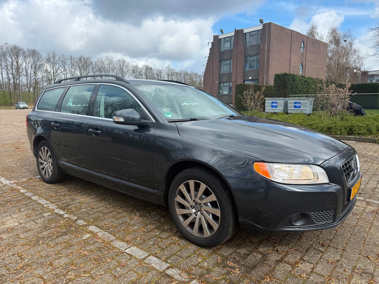 Volvo V70 - 1.6 T4 Kinetic AUTOMAAT NW APK Cruise PDC - AutoWereld.nl