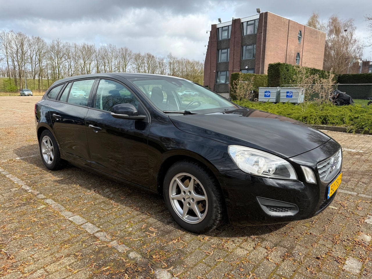 Volvo V60 - 1.6 T3 Cruise PDC Airco - AutoWereld.nl