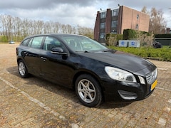 Volvo V60 - 1.6 T3 Cruise PDC Airco