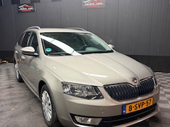 Skoda Octavia Combi - 1.6 TDI Greentech Ambition | Navi | Airco | Cruise | PDC |