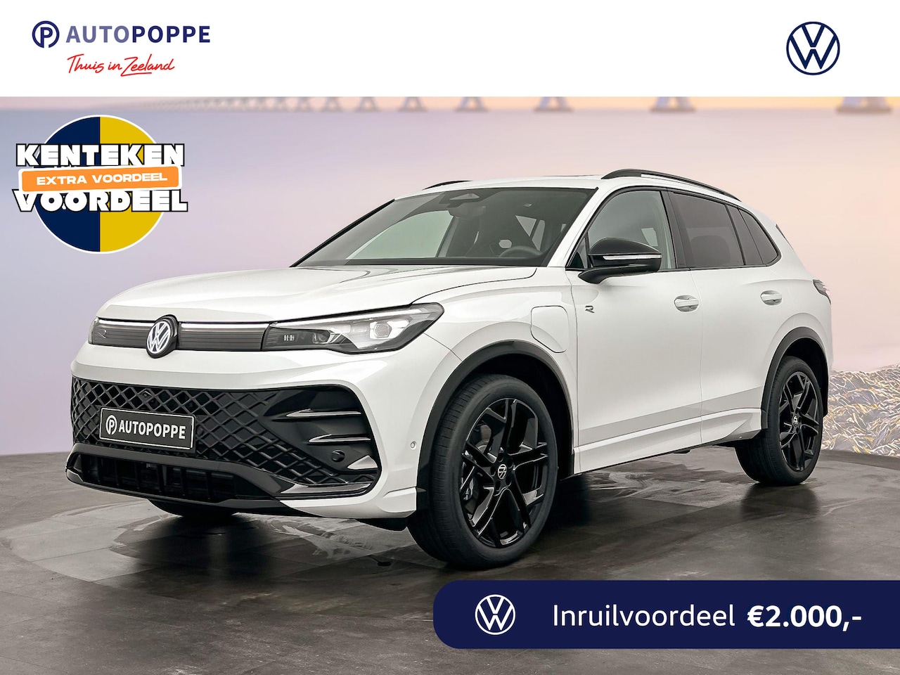 Volkswagen Tiguan - R-Line Edition Plug in Hybride 204 pk Black Style Pakket - AutoWereld.nl