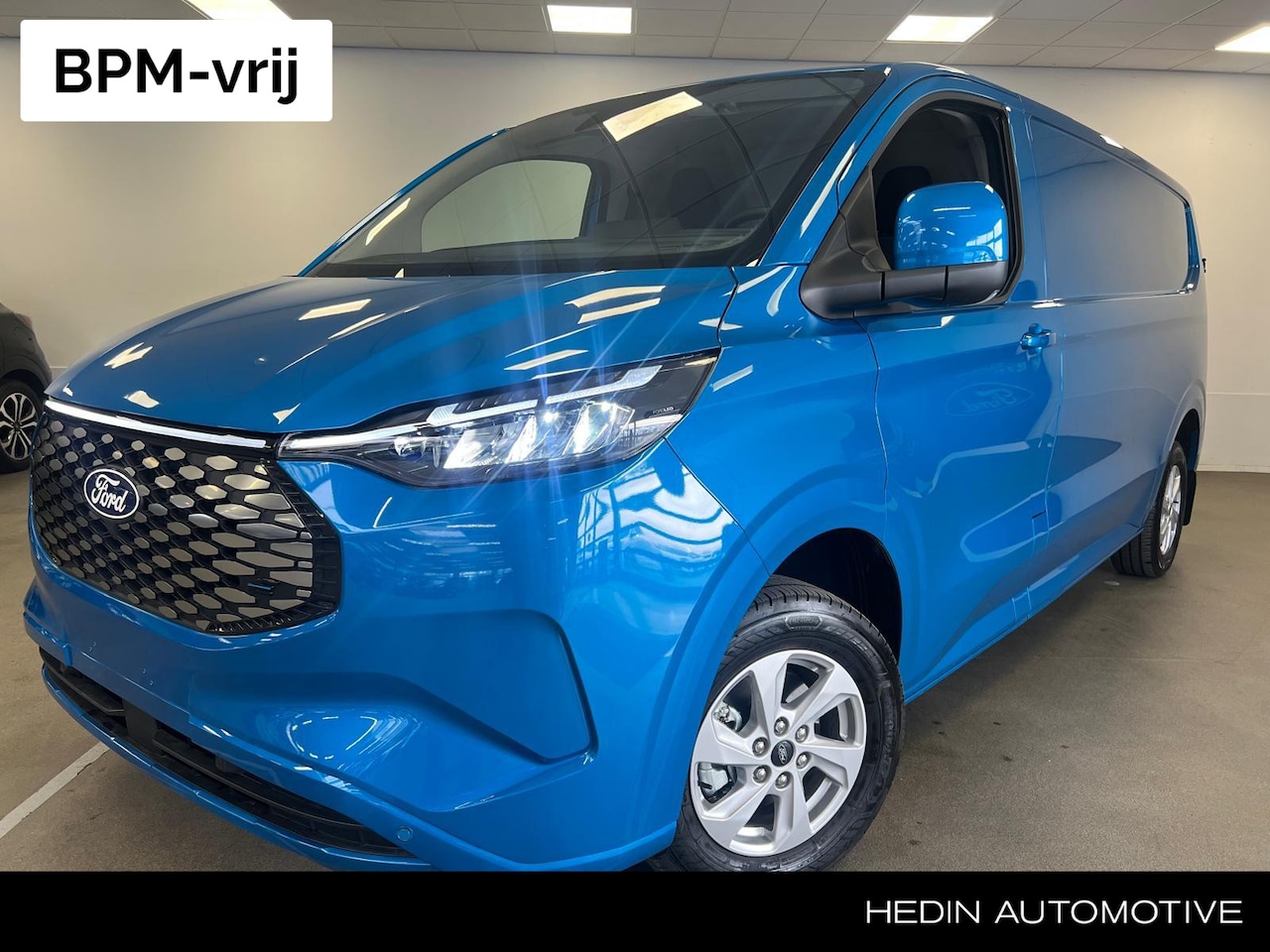 Ford E-Transit Cust. - 320 L2H1 Limited 65 kWh - AutoWereld.nl
