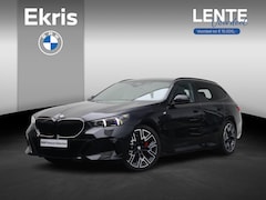 BMW 5-serie Touring - 520i M Sportpakket Pro | Verwarmd Stuurwiel | Comfort Access | Elektrische Trekhaak | Pano