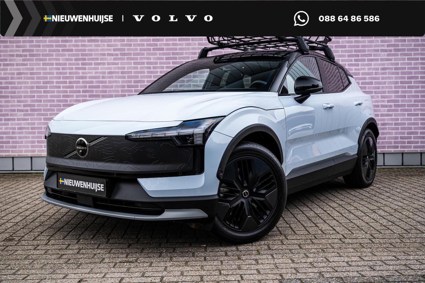 Volvo EX30 Cross Country - Twin Motor Performance Ultra 69 kWh | Getint glas | Panodak | 360 Camera | Full Options - AutoWereld.nl