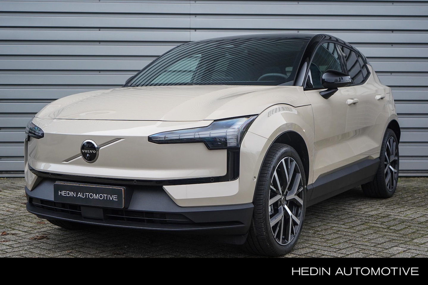 Volvo EX30 - Single Motor Ultra 69 kWh | 17% Bijtelling | Google on Board | Panorama Dak | Keyless Entr - AutoWereld.nl