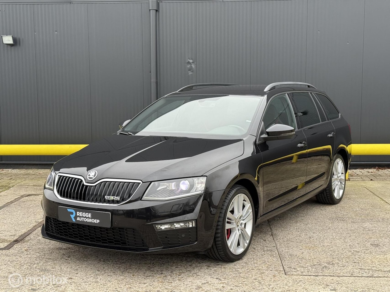 Skoda Octavia Combi - 2.0 TDI RS AUTOMAAT - AutoWereld.nl