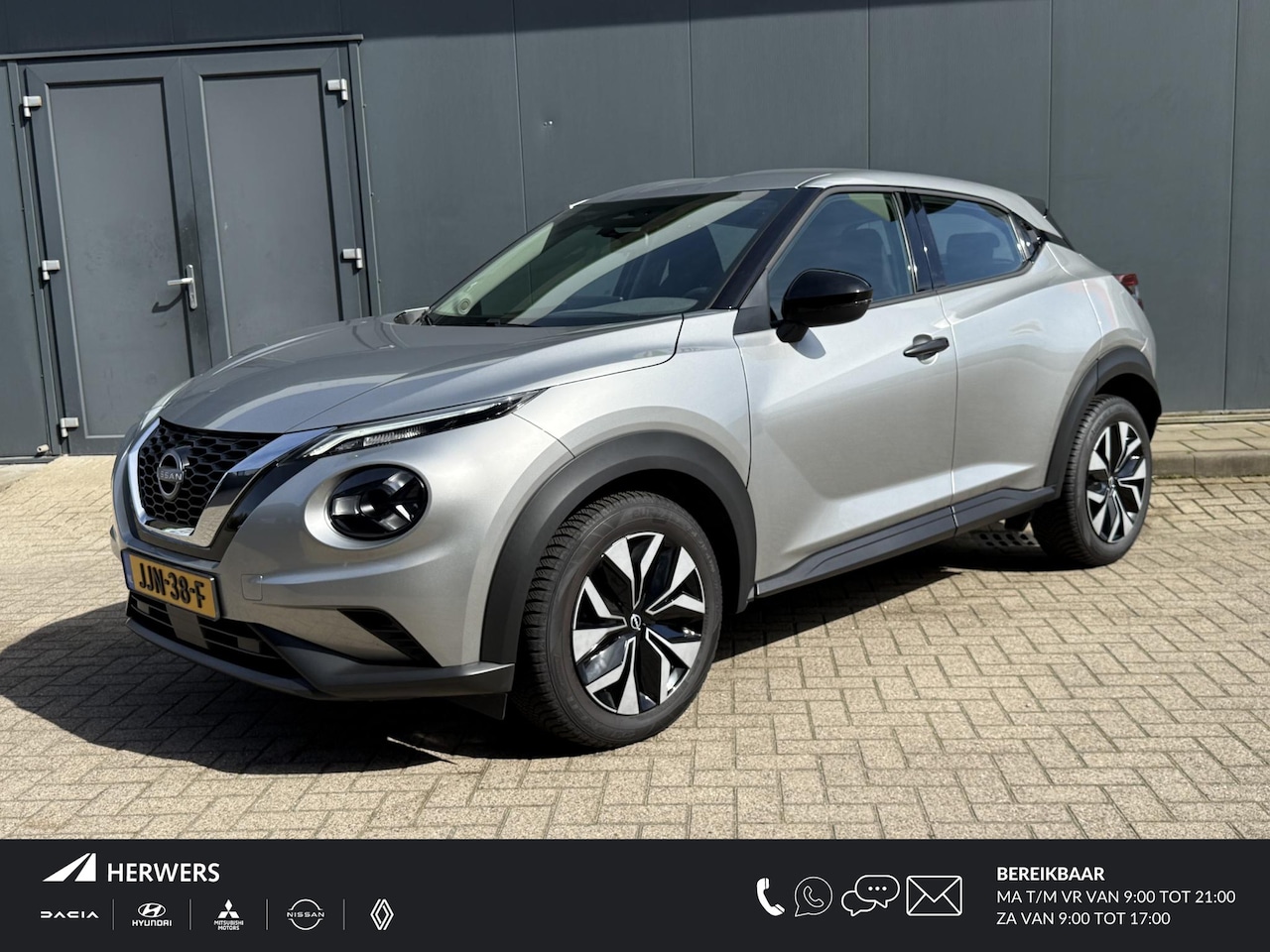 Nissan Juke - 1.0 DIG-T Acenta Handgeschakeld / Allseason banden / Apple Carplay Android Auto / Achterui - AutoWereld.nl