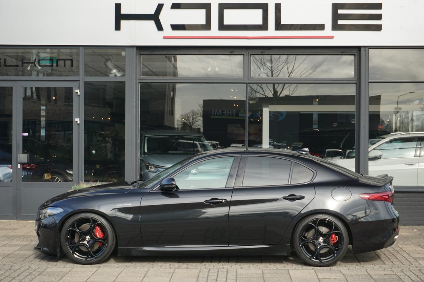 Alfa Romeo Giulia - 2.0 T AWD Veloce | Carbon | Carplay | Milano Edition - AutoWereld.nl