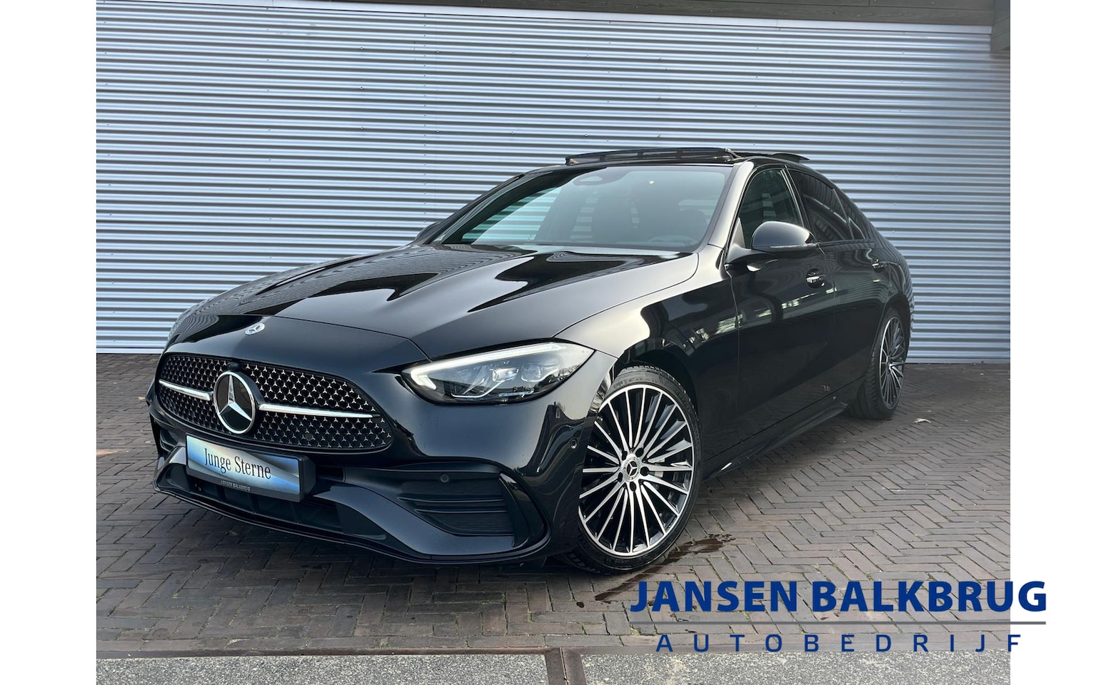 Mercedes-Benz C-klasse - 180 AMG Line night pakket panoramadak  vol vol - AutoWereld.nl