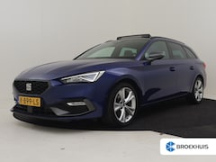 SEAT Leon Sportstourer - 1.5 eTSI FR Launch Edition 150 Pk DSG/AUTO | Panorama-dak | Trekhaak | Camera | Keyless |