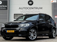 BMW X5 - XDrive40d High Executive 3X M-SPORT 313PK PANO/TREKHAAK/LUXE LEDER/HUD/CARPLAY/ACC