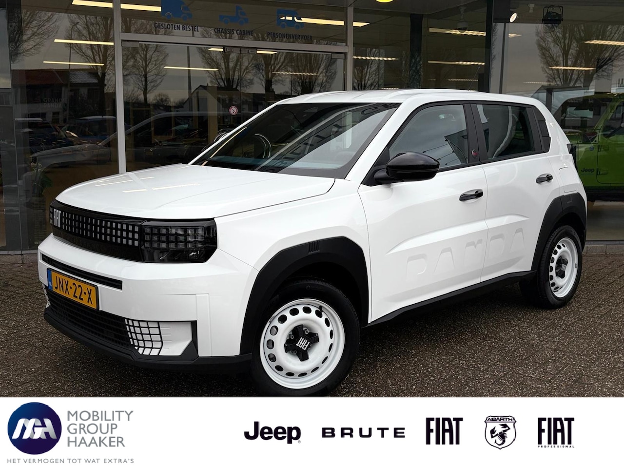 Fiat Grande Panda - RED 11kW 44 kWh | LED | Parkeersensoren | Carplay draadloos | airco | cruise control | - AutoWereld.nl