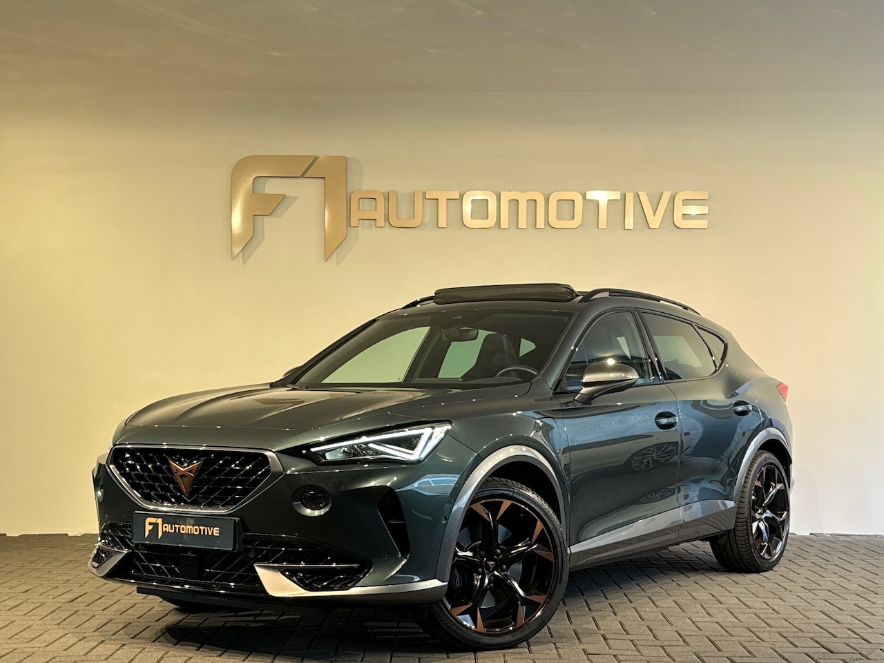 CUPRA Formentor - 1.4 e-Hybrid VZ Copper Edition Pano|Memory - AutoWereld.nl