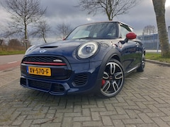 MINI John Cooper Works - 2.0 John Cooper Works Chili John Cooper Works - 2.0 JCW-Pack 231PK Harmon Kardon