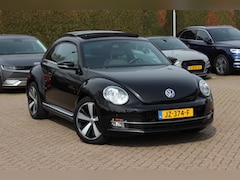 Volkswagen Beetle - 1.2 TSI Design BlueMotion / Panoramadak / Navigatie / Parkeerhulp V+A / 16'' / Stoelverwar
