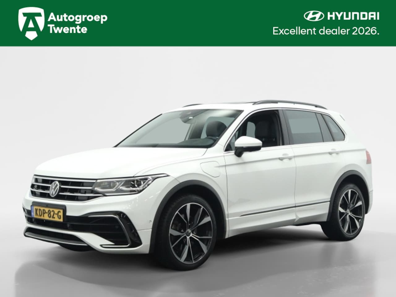 Volkswagen Tiguan - 1.4 TSI eHybrid 245PK R-Line Business+ | Panoramadak | Leder | C - AutoWereld.nl