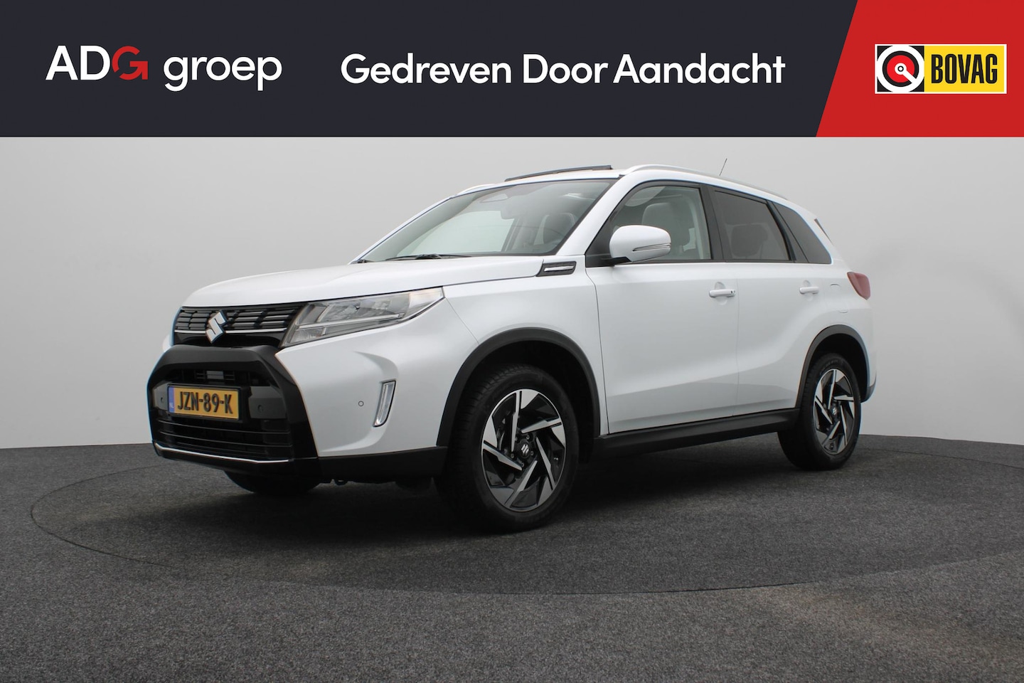 Suzuki Vitara - 1.5 Hybrid Style | Automaat | Panoramadak |  | Keyless | Stoelverwarming - AutoWereld.nl
