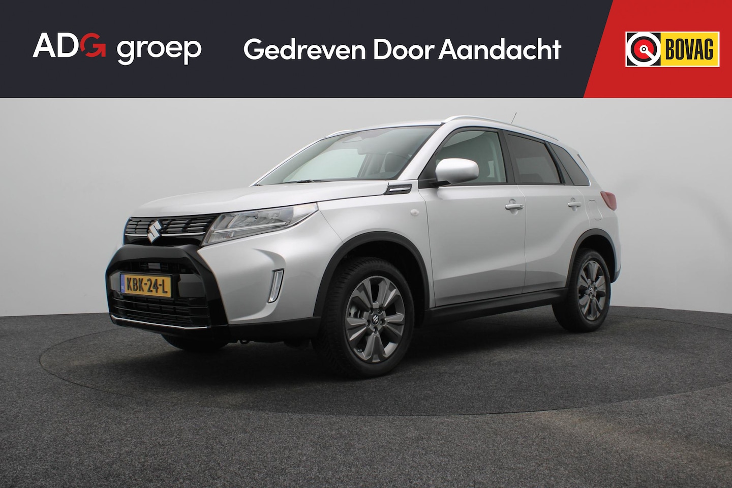 Suzuki Vitara - 1.4 Boosterjet Smart Hybrid Select |Navigatie | Stoel verwarming | PDC | - AutoWereld.nl