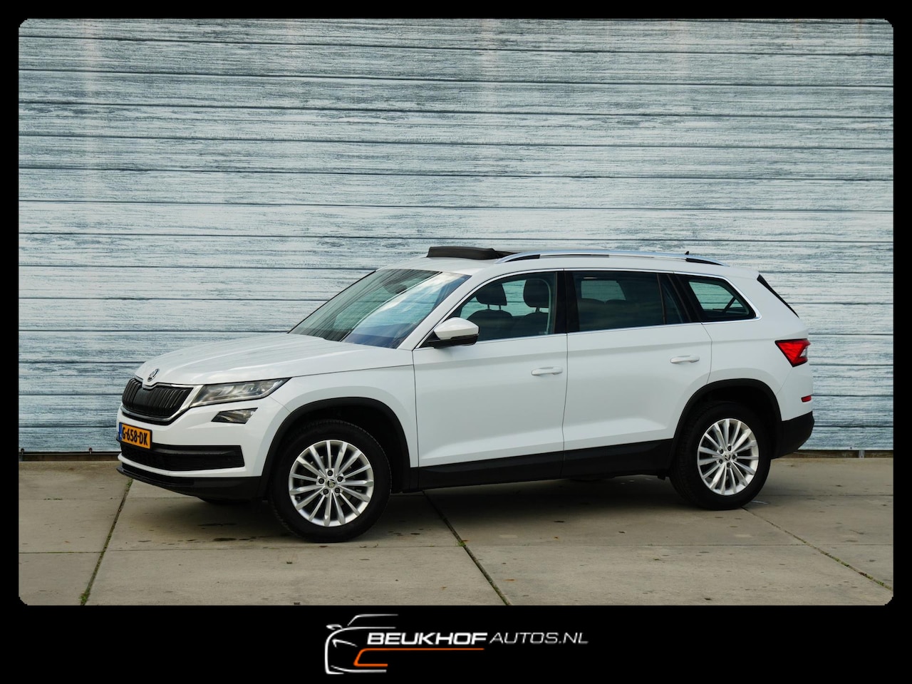 Skoda Kodiaq - 1.5 TSI Business 7 Persoon Pano Trekhaak Cam - AutoWereld.nl