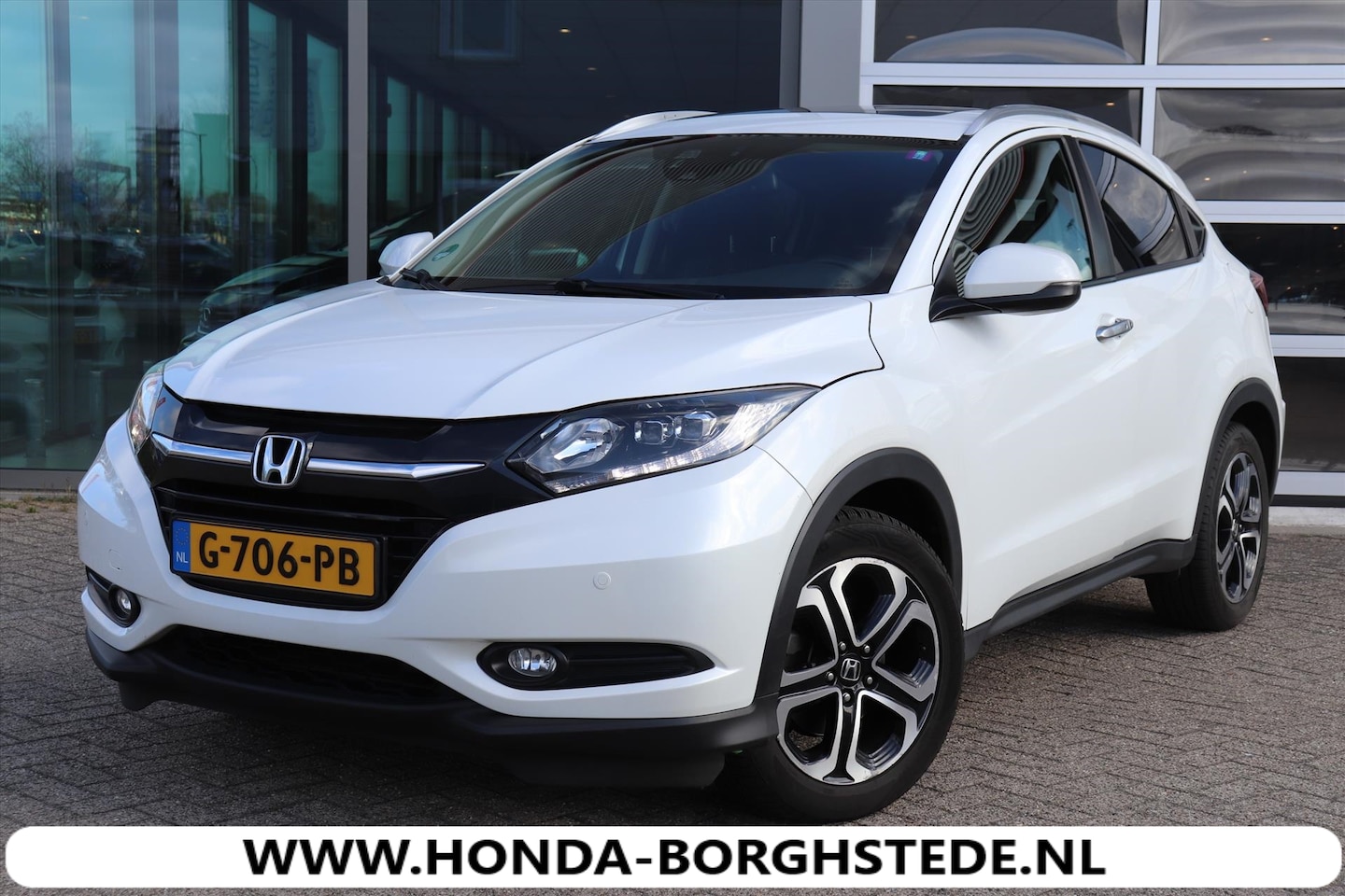 Honda HR-V - 1.5 i-VTEC 130pk CVT Executive - AutoWereld.nl