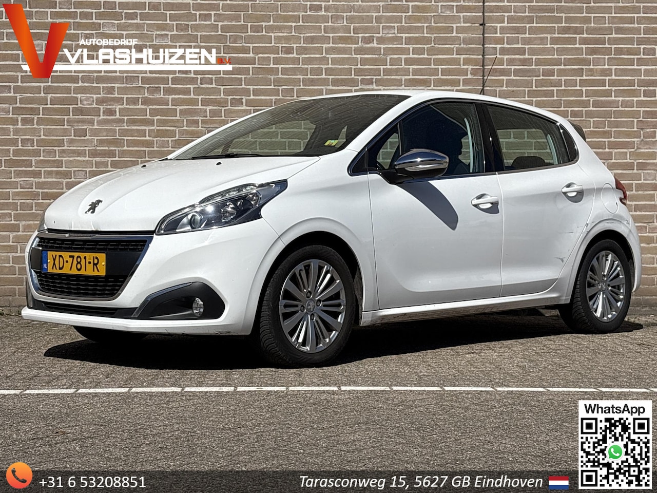 Peugeot 208 - 1.2 PureTech Blue Lease Allure | € 3.300,- NETTO! | 5 Deurs | Navi | Climate | Cruise | - AutoWereld.nl