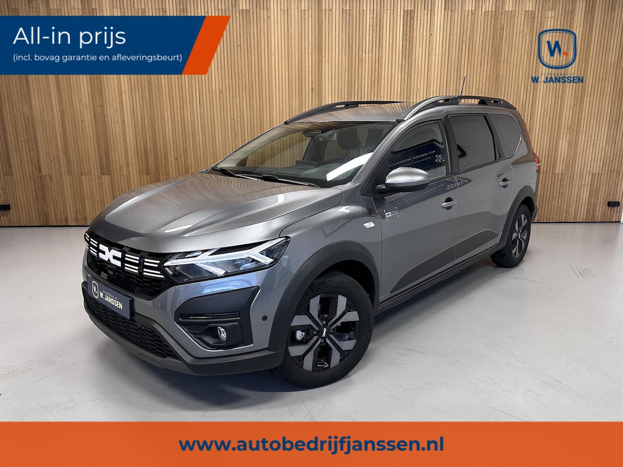 Dacia Jogger - 1.6 Hybrid 140 Expression 7p. Camera | Carplay | Stoelverwarming - AutoWereld.nl
