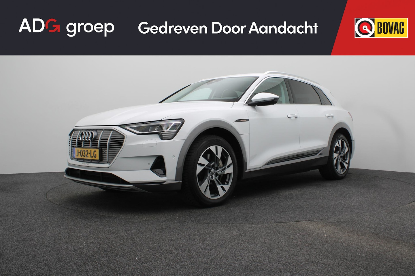 Audi e-tron - 50 quattro Business edition 71 kWh Camera | Stoelverwarming | Memory | Elektr. bedienbare - AutoWereld.nl