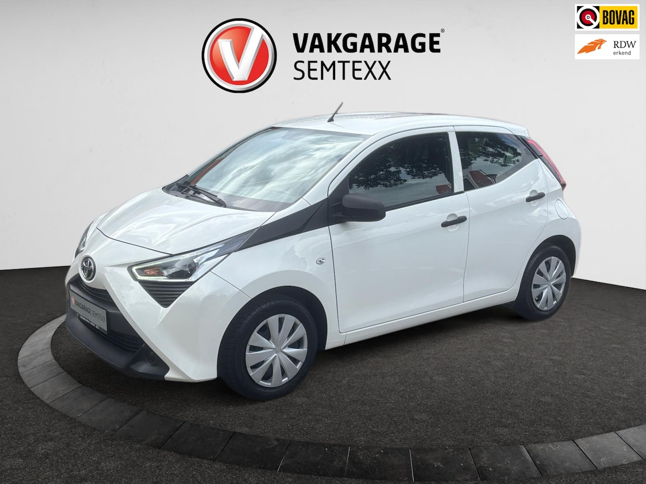 Toyota Aygo - 1.0 VVT-i X-Fun | Airco | Radio | Centrale Vergrendeling Op Afstand | Orig.l NL Auto | 1st - AutoWereld.nl