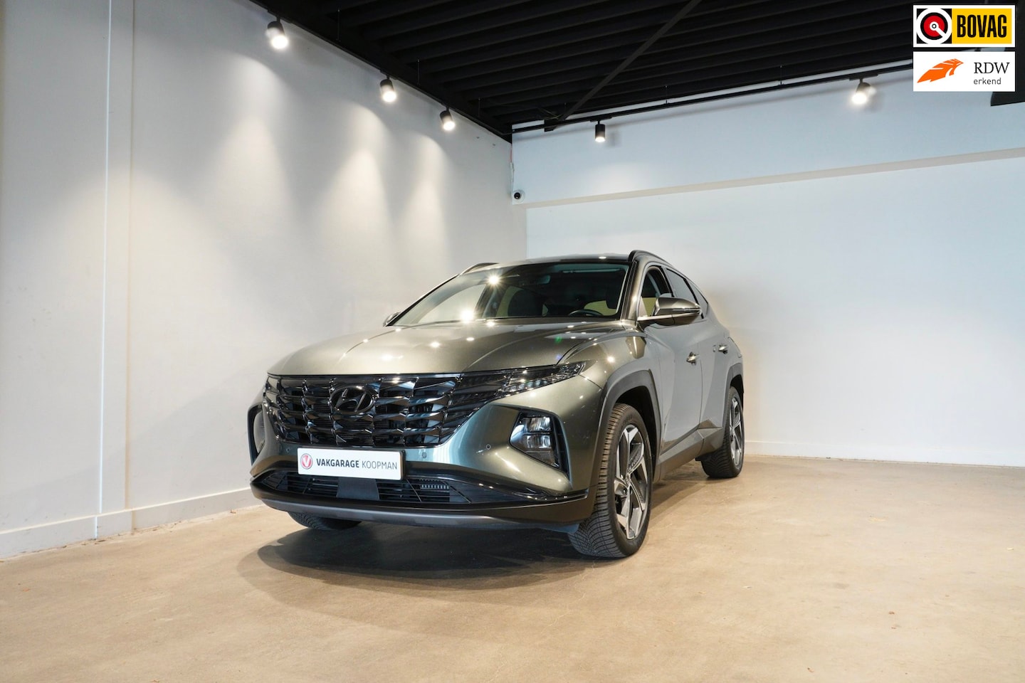 Hyundai Tucson - 1.6 T-GDI PHEV Comfort Smart 4WD 1.6 T-GDI PHEV Comfort Smart 4WD - AutoWereld.nl
