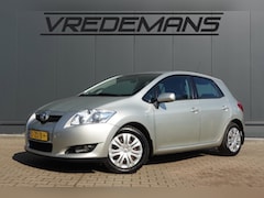 Toyota Auris - 1.6-16V Sol