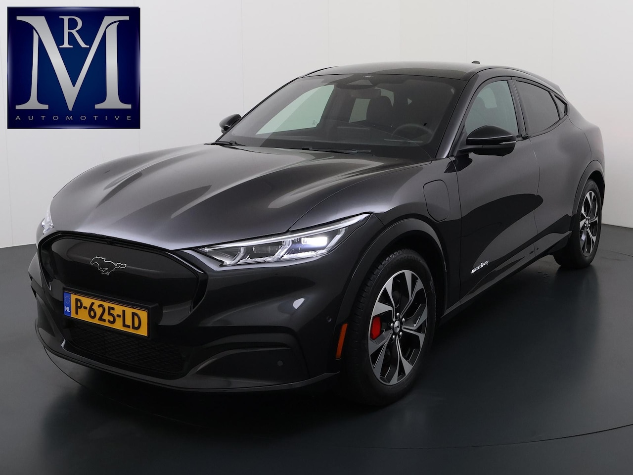 Ford Mustang Mach-E - AWD 75 kWh SOH 95% |14.000KM!! VAN € 34.900,- VOOR € 31.877,- UW LENTEVOORDEEL € 3.023,-!| - AutoWereld.nl